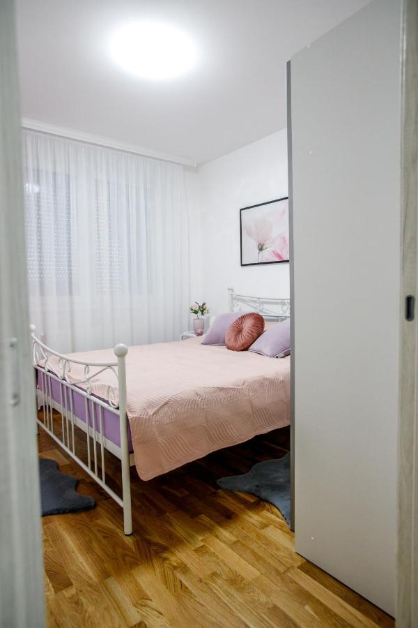Tik Tak Apartman Суботиця Екстер'єр фото